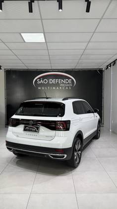 VOLKSWAGEN T-CROSS 1.0 200 TSI TOTAL FLEX AUTOMÁTICO